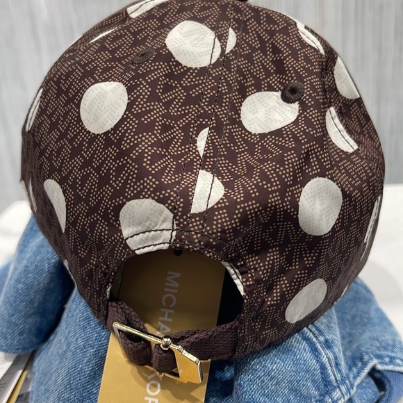Michael Kors Women's Baseball Cap Hat Adjustable OS Chocolate BROWN DOTS
NWT - Picture 5 of 16